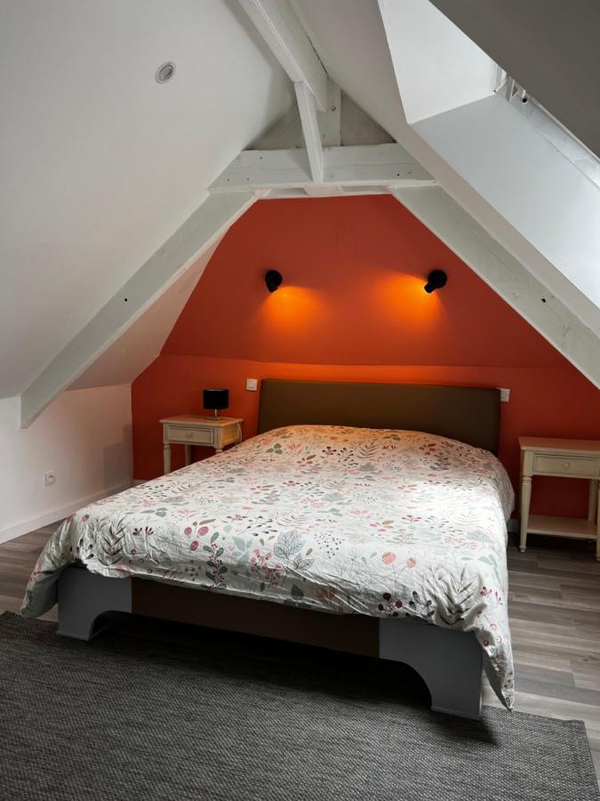 Domaine De La Ville Cherel, Maison En Pierre Pontorson Exteriör bild